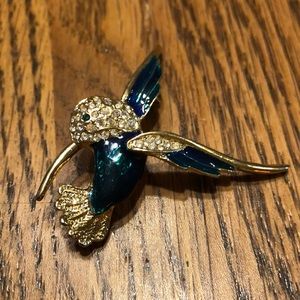 Roman vintage bird brooch